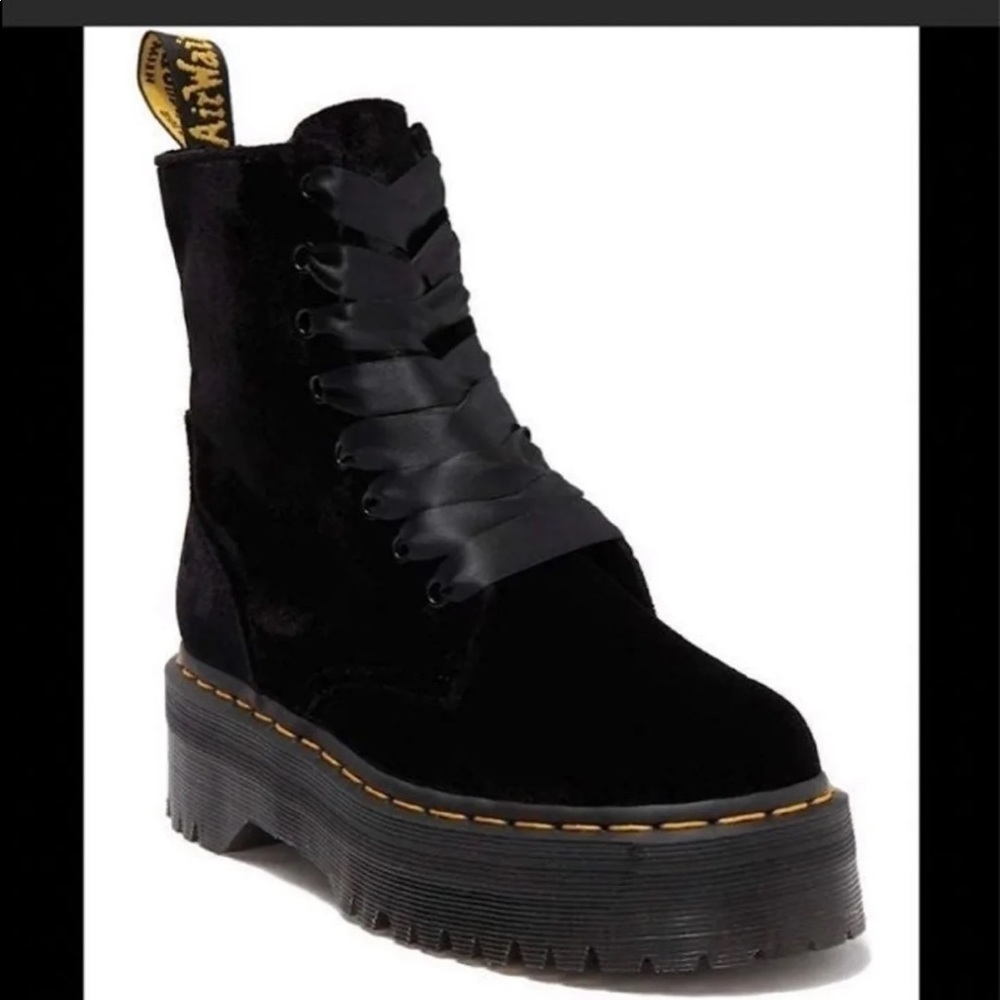 Dr Martens velvet